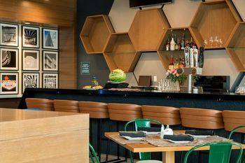 Four Points By Sheraton Miami Airport 3*